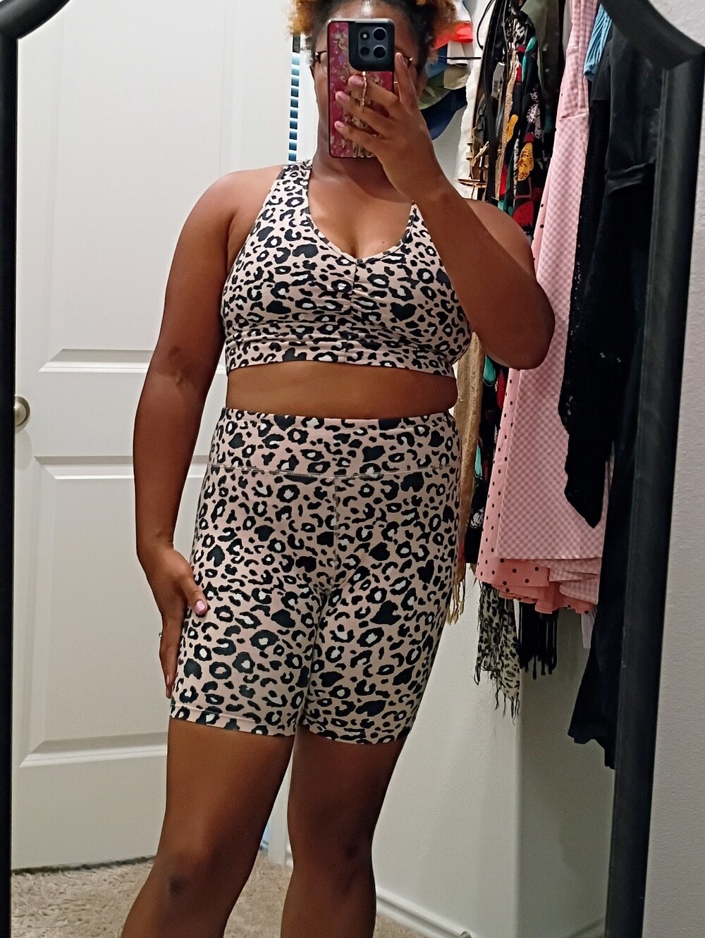 Leopard Print Sports Bra & Biker Shorts Set - Soft Pink/Black